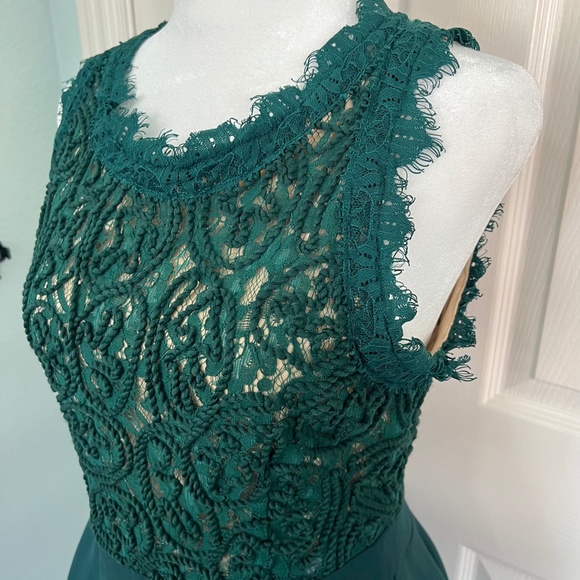 Romeo & Juliet Emerald Couture Green Sleeveless Dress Size L - Picture 4 of 9